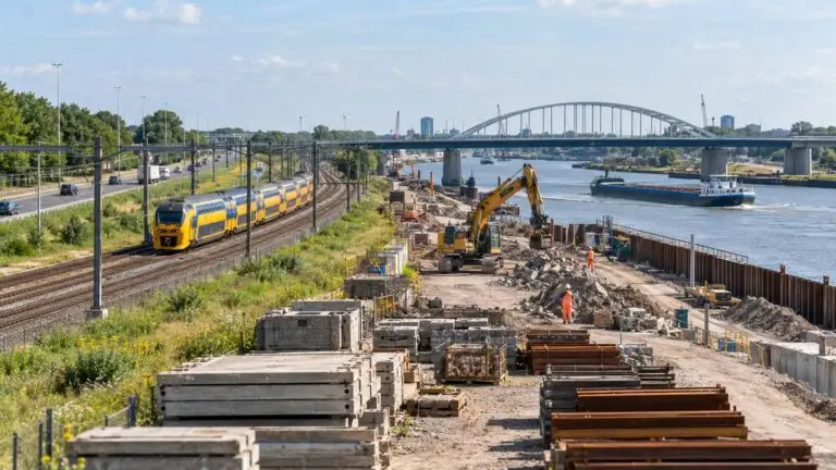 Circulaire infrastructuur toegepast bij wegen, spoor en waterwerken in Nederland